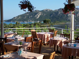 Terrasse du restaurant - Hôtel Castell'Verde