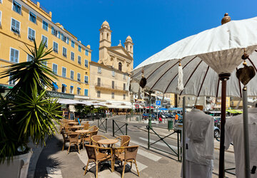 Église Saint-Jean-Baptiste de Bastia sur le vieux port