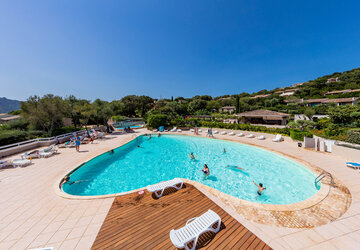 Piscine - Résidence Les Hauts de Santa Giulia