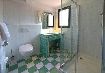 Salle de bain - Hôtel Castel d'Orcino