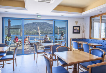 Terrasse - Hôtel Le Neptune