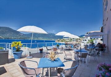 Terrasse - Hôtel Le Neptune