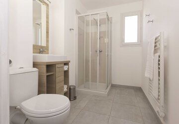 Salle de bain - Résidence Odalys Acqua Bella