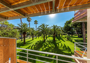Terrasse vue jardin - Hôtel-Club Marina Viva