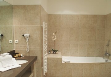Salle de bain Junior Sup - Hôtel Perla Rossa
