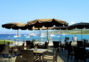Terrasse vue mer - Hôtel Perla Rossa