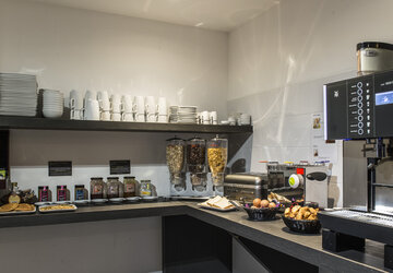 Petit déjeuner - Résidence Suite Home