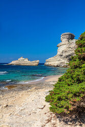 Plage de Saint Antoine à Bonifacio