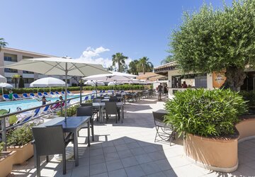 Terrasse du restaurant - Résidence Odalys Sognu di Mare