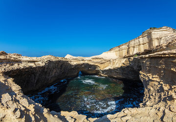 L'Orca, grotte à ciel ouvert proche de la plage de Saint Antoine à Bonifacio