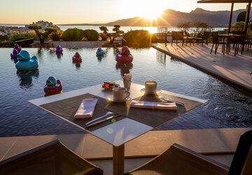 Piscine - Hôtel La Villa Calvi