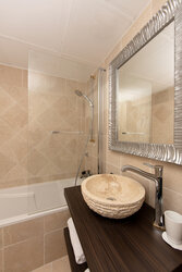 Salle de bain chambre Terrasse - Hôtel Hostellerie de l'Abbaye