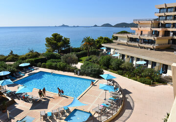 Piscine - Résidence Les Calanques