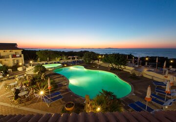 Espace piscine - Hôtel Sardaigne Club 3000 Del Golfo