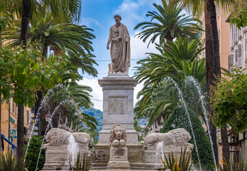 Ajaccio, Statue Napoléon, Place Foch