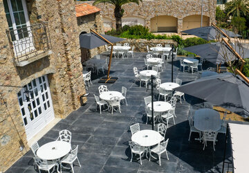 Terrasse - Hôtel Hostellerie de l'Abbaye