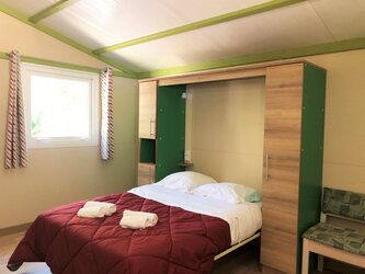 Chambre mobil-home  - Camping La Pinède