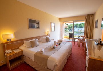Chambre supérieure vue mer - Hôtel La Pinède