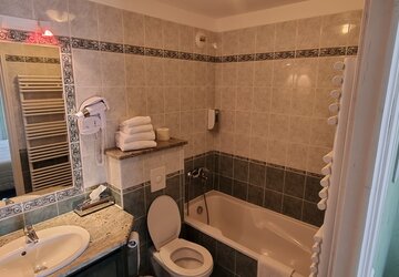 Salle de bain - Hôtel Restaurant Atrachjata