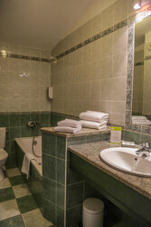 Salle de bain - Hôtel Restaurant Atrachjata