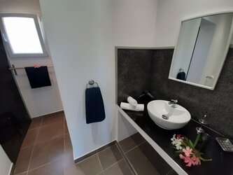Salle de bain résidence Sole Di Dume - Résidence Sole di Dumè