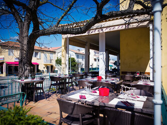 Terrasse Adonis Aleria Hôtel Atrachjata - Hôtel Restaurant Atrachjata