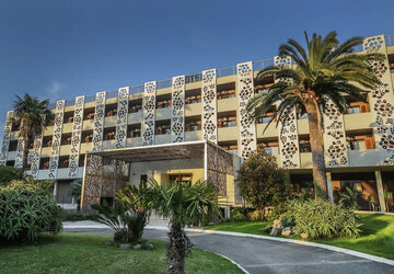 Façade Hôtel San Lucianu Bastia - Hôtel San Lucianu