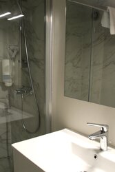 Hôtel Albion Ajaccio - Salle de bain - L'Albion Hôtel