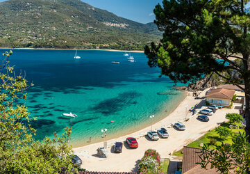 Plage de Propriano et le village perché d'Olmetto