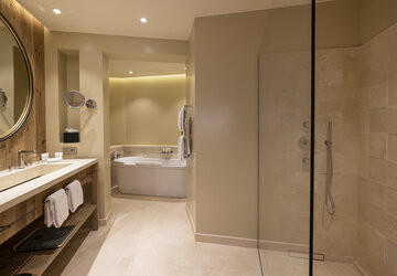 Hôtel Les Régalia Suite Violette Salle de bain  - Les Régalia Hôtel & Spa