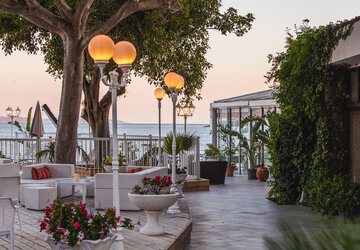 Hôtel Dolce Vita restaurant extérieur - Hôtel Dolce Vita