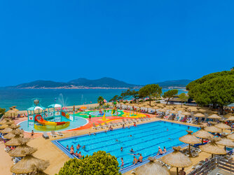 Hôtel club Marina Viva piscine vue mer - Hôtel-Club Marina Viva