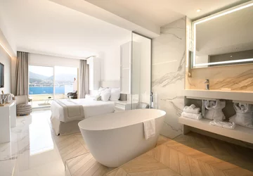 Hôtel Marinca & Spa salle de bain chambre - Hôtel Marinca & Spa