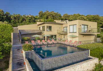 Hôtel Version Maquis Sant'Amanza piscine - Hôtel Version Maquis Santa Manza