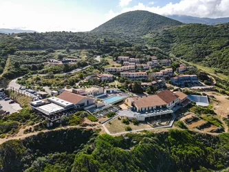 Hôtel-club résidence Paese di Lava vue aérienne  - Village de Vacances Paese di Lava en Résidence