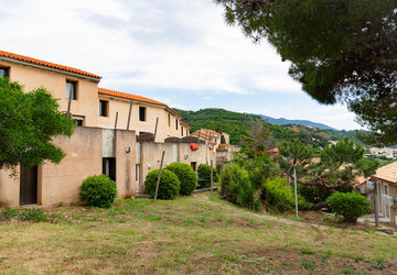 Hôtel-club résidence Paese di Lava bâtiments extérieurs - Hôtel Club Paese di Lava