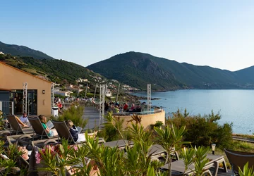 Hôtel-club résidence Paese di Lava terrasse - Village de Vacances Paese di Lava en Résidence