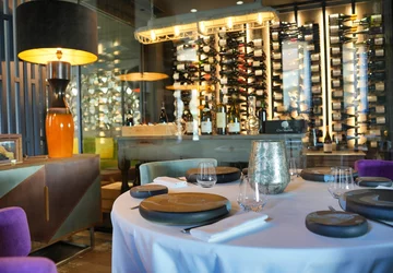 Hôtel Les Régalia restaurant intérieur - Les Régalia Hôtel & Spa