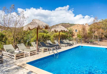 Rocca Rossa piscine - Villa Rocca Rossa