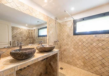 Rocca Rossa salle de bain 2 - Villa Rocca Rossa