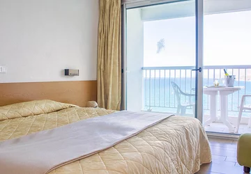  - Hôtel Roc e Mare