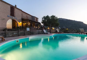  - Hôtel Auberge U Lustincone