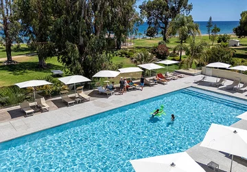 - Hôtel San Lucianu