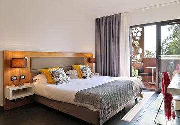 - Hôtel San Lucianu