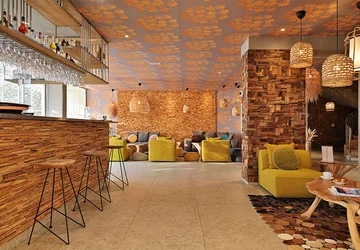 - Hôtel San Lucianu