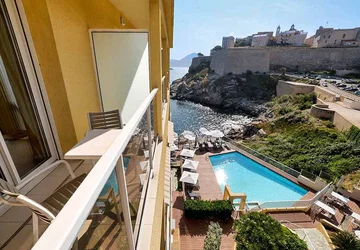  - Hôtel Saint Christophe