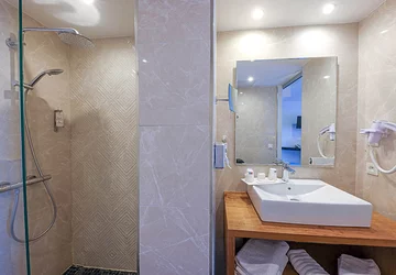  - Hôtel Saint Christophe