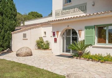  - Hôtel Domaine de Caranella