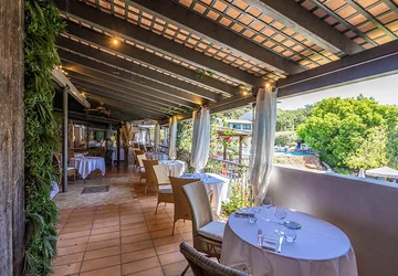  - Hôtel Le Roi Théodore Restaurant & Spa