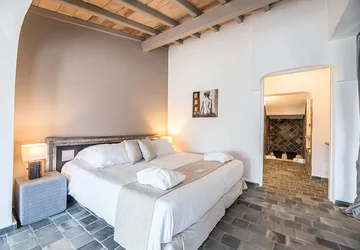  - Hôtel Le Roi Théodore Restaurant & Spa